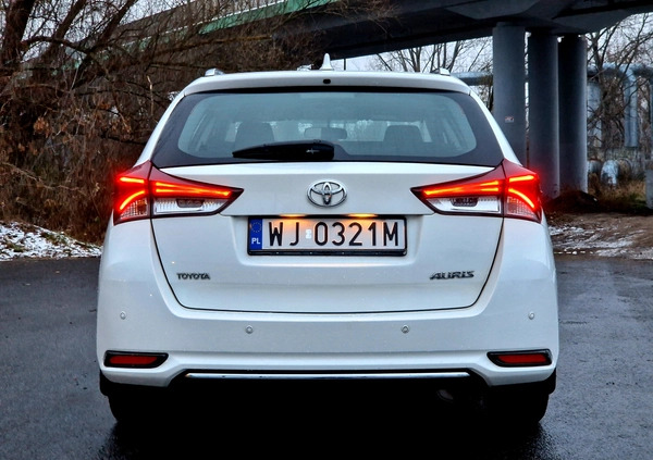 Toyota Auris cena 36900 przebieg: 223000, rok produkcji 2015 z Warszawa małe 704